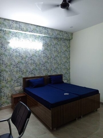 Bedroom in  Pg at Sector 73 – for Rent