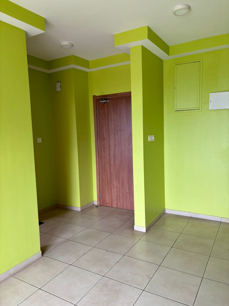 Room, bhartiya-nikoo-homes 1.5 Bedroom 965 Sq.Ft. Apartment In Thanisandra Main Road Bangalore 9578838