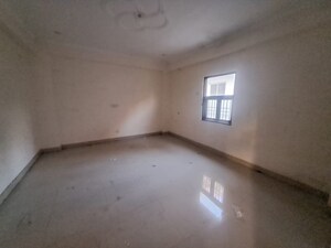Room in  Warehouse at Sector 63 – for Rent
