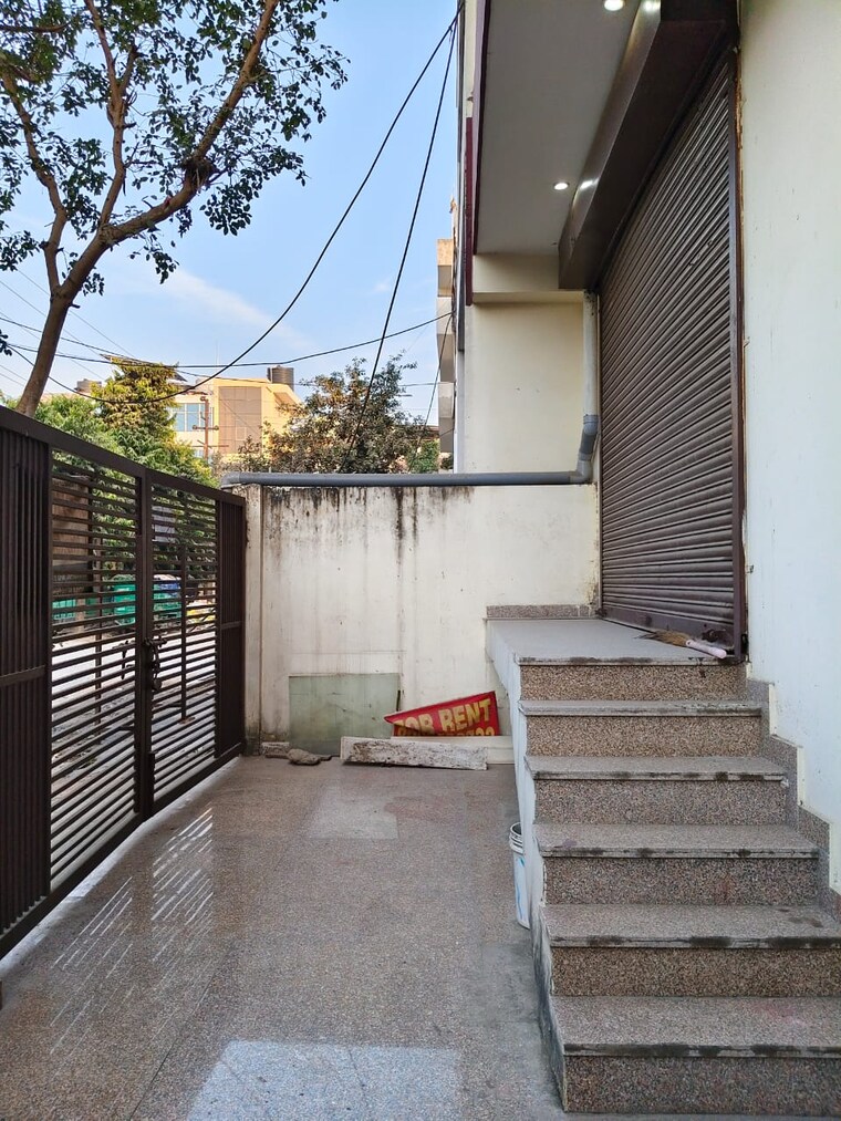 Exterior View, sector 69 Commercial Warehouse 700 Sq.Ft. In Sector 69 Noida 9578876