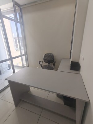  Office Space For Rent in United World Trade Tower, Makarba