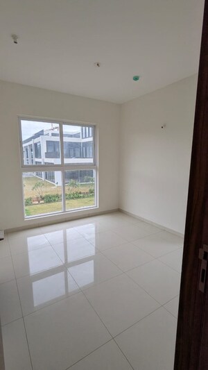 Room in 2 BHK Apartment at Godrej Ananda, Bagaluru – for Sale