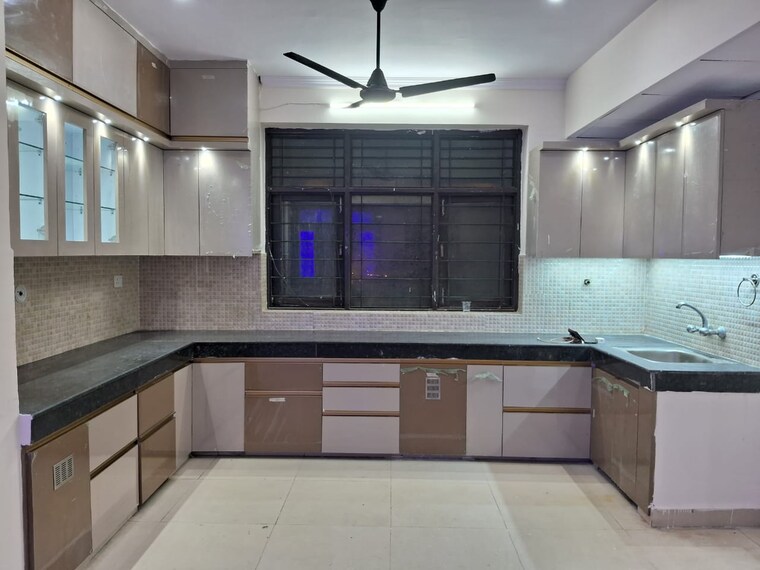 Kitchen, omega-green-park 3 Bedroom 1650 Sq.Ft. Apartment In Faizabad Road Lucknow 9578925
