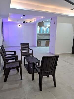 Team Area in 3 BHK Apartment at Omega Green Park, Faizabad Road – for Rent