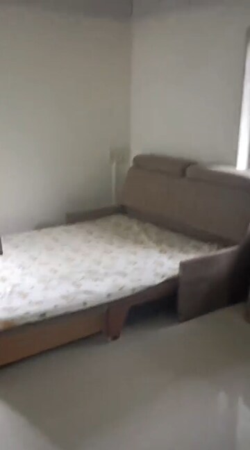 Bedroom in 2 BHK Apartment at Kanika CHS, Andheri East – for Rent
