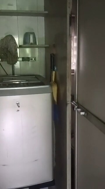 Furnished Amenities in 2 BHK Apartment at Kanika CHS, Andheri East – for Rent