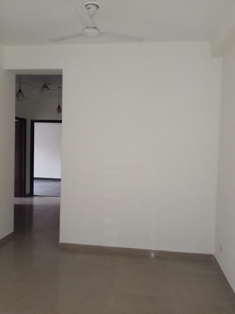 Room, mahagun-mywoods 2 Bedroom 935 Sq.Ft. Apartment In Sector 16c Greater Noida Greater Noida 9578935