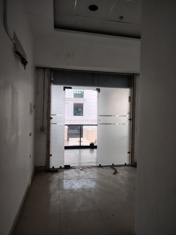 Room in  Office Space at Omaxe World Street, Sector 79 – for Rent