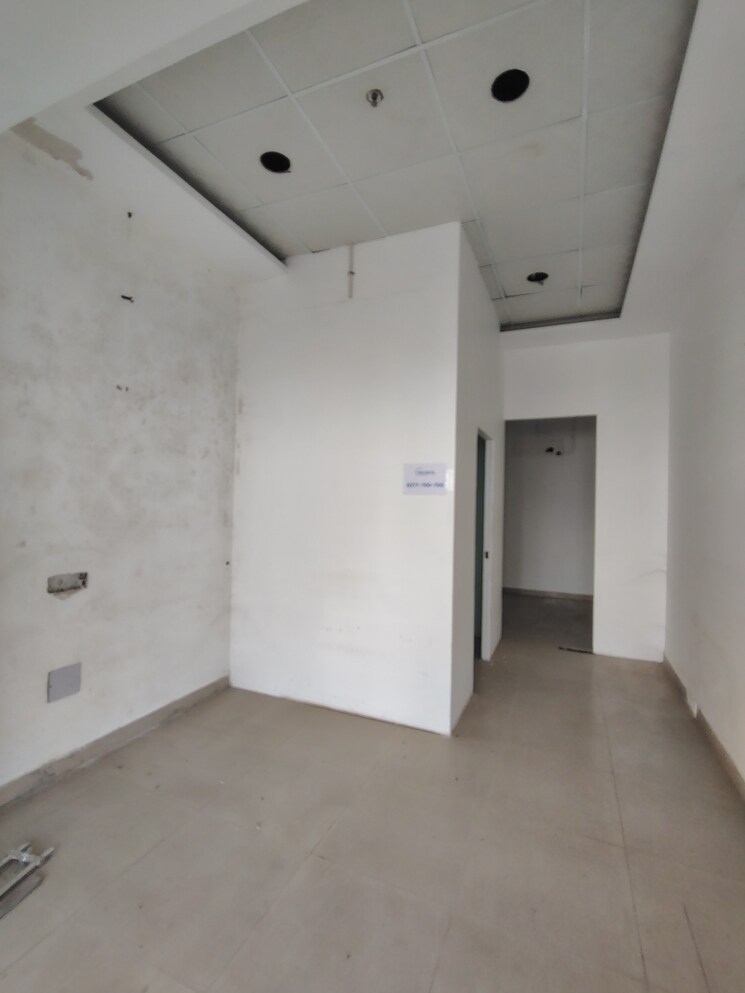 Kitchen, omaxe-world-street Commercial Office Space 400 Sq.Ft. In Sector 79 Faridabad 9578920