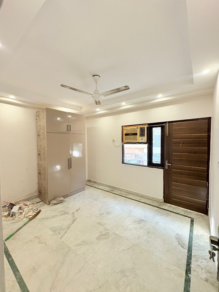 Room, saket 2 Bedroom 900 Sq.Ft. Builder Floor In Saket Delhi 9578951