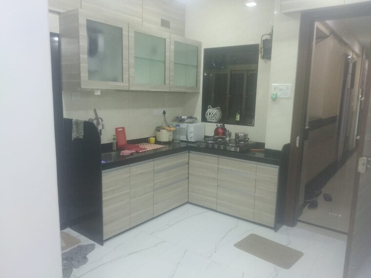 Kitchen, owners-court 1 Bedroom 650 Sq.Ft. Apartment In Apollo Bunder Mumbai 9578945