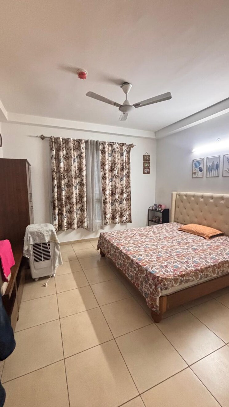 Bedroom, bhartiya-nikoo-homes 3.5 Bedroom 1917 Sq.Ft. Apartment In Thanisandra Main Road Bangalore 9578956