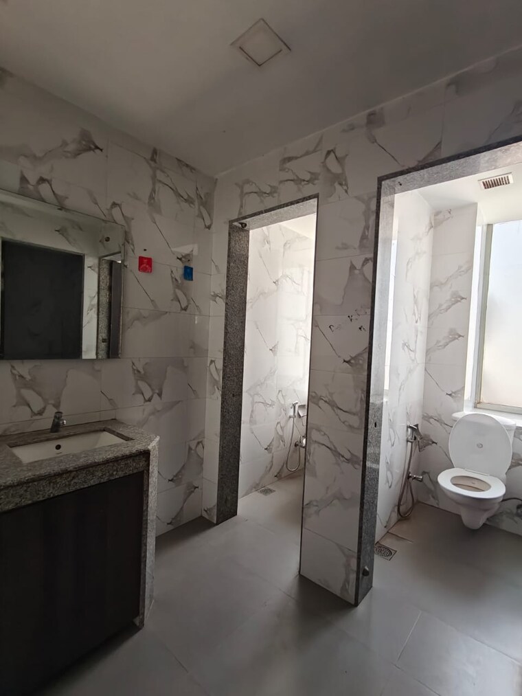 Team Area, sector 44 Commercial Office Space 5000 Sq.Ft. In Sector 44 Gurgaon 9578978