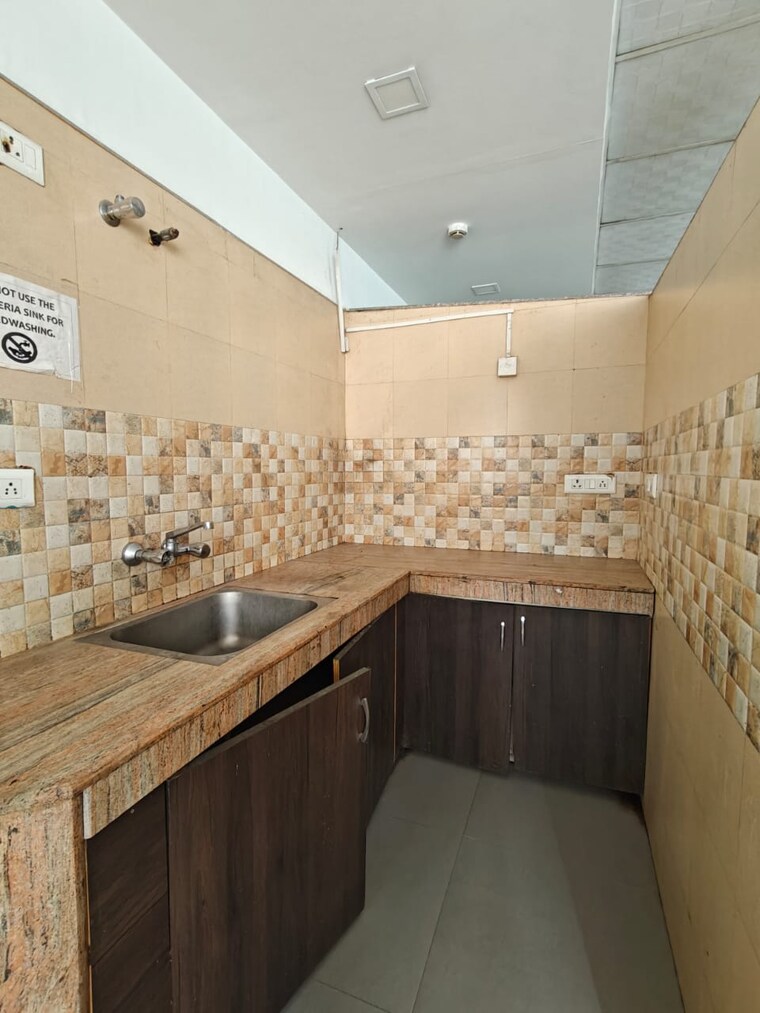 Kitchen, sector 44 Commercial Office Space 5000 Sq.Ft. In Sector 44 Gurgaon 9578978