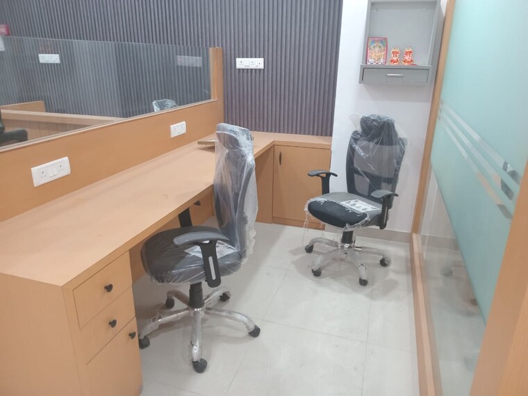 Team Area, vibhuti khand Commercial Office Space 1198 Sq.Ft. In Vibhuti Khand Lucknow 9578995
