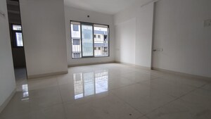 Room in 2 BHK Apartment at Maauli Omkar CHSL, Mulund East – for Rent