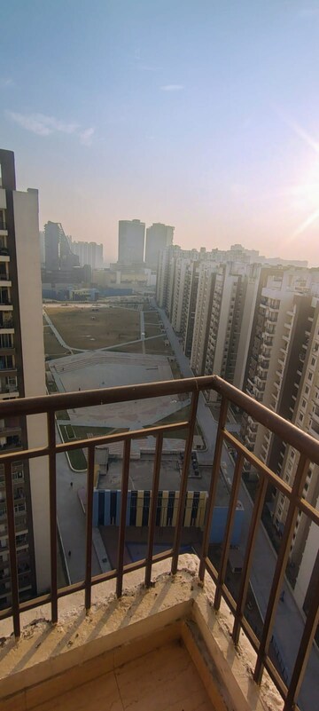 Balcony in 3 BHK Apartment at Amrapali Golf Homes, Sector 4 Greater Noida – for Rent