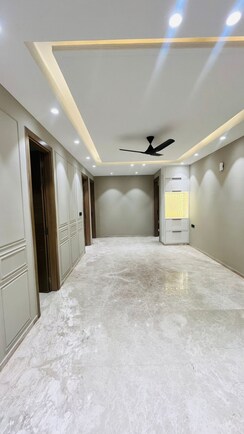 3 BHK Builder Floor For Sale in BPTP Green Oaks