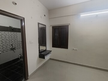 Room in 3 BHK Apartment at Uppal – for Rent