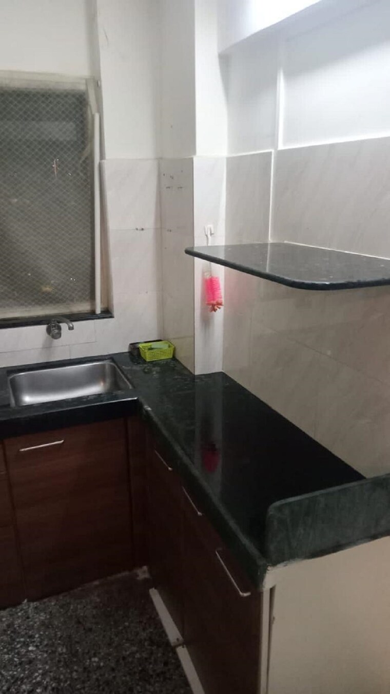 Kitchen, bandra west 1 Bedroom 500 Sq.Ft. Apartment In Bandra West Mumbai 9579027