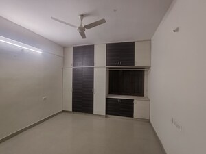 Room in 3 BHK Apartment at Uppal – for Rent