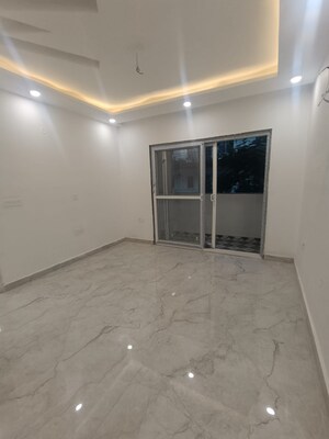 Room in 4 BHK Builder Floor at Jasola – for Sale
