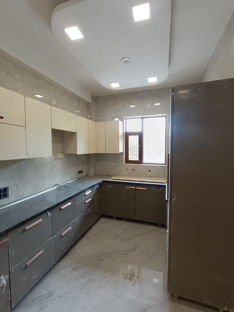 Kitchen, jasola 4 Bedroom 2700 Sq.Ft. Builder Floor In Jasola Delhi 9579064