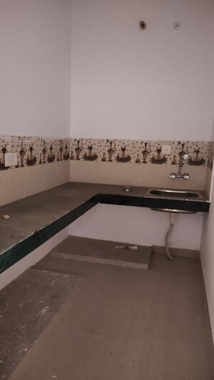 Kitchen in 2 BHK Independent House at Gomti Nagar – for Rent