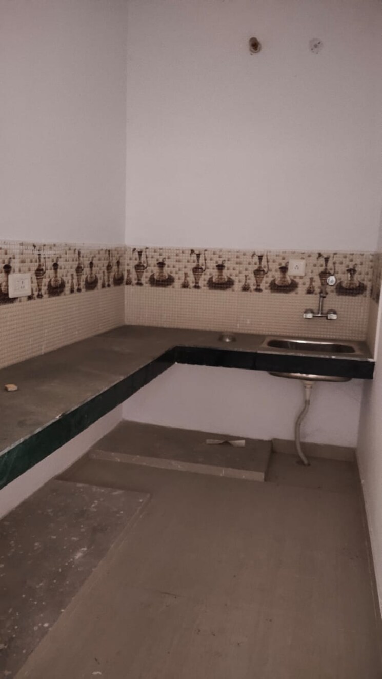 Kitchen, gomti nagar 2 Bedroom 1000 Sq.Ft. Independent House In Gomti Nagar Lucknow 9579053