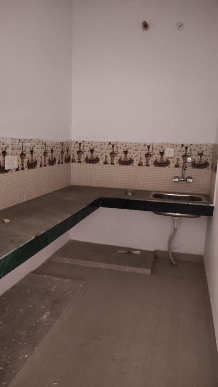 Kitchen, gomti nagar 2 Bedroom 1000 Sq.Ft. Independent House In Gomti Nagar Lucknow 9579053