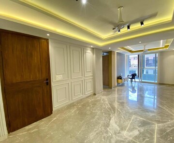 Room in 4 BHK Builder Floor at Ansal API Esencia, Sector 67 – for Sale