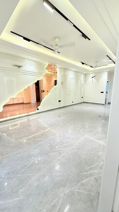 4 BHK + Pooja Room Builder Floor For Sale in BPTP Green Oaks