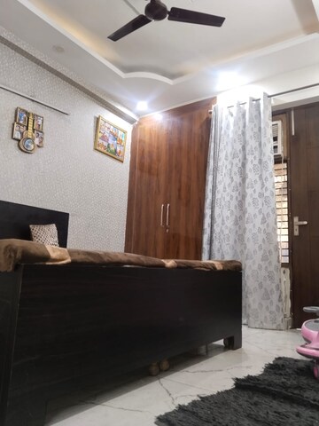 Bedroom in 3 BHK Builder Floor at Ashoka Enclave 3, Sector 35 – for Sale