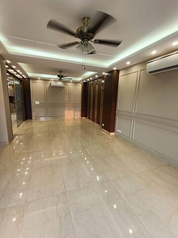 Room in 4 BHK Builder Floor at Ansal API Esencia, Sector 67 – for Sale