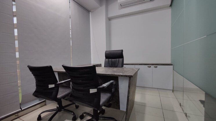 Team Area, united-world-trade-tower Commercial Office Space 1200 Sq.Ft. In Makarba Ahmedabad 9579091