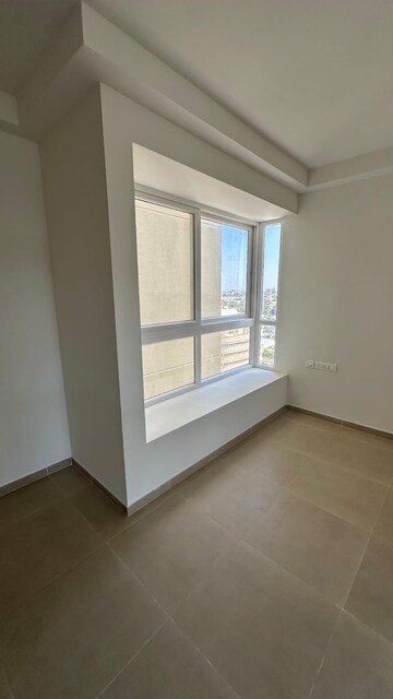 Room in 2 BHK Apartment at Bhartiya City Nikoo Homes 4, Thanisandra Main Road – for Rent