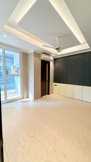 Room in 3 BHK Builder Floor at Ansal API Esencia, Sector 67 – for Sale