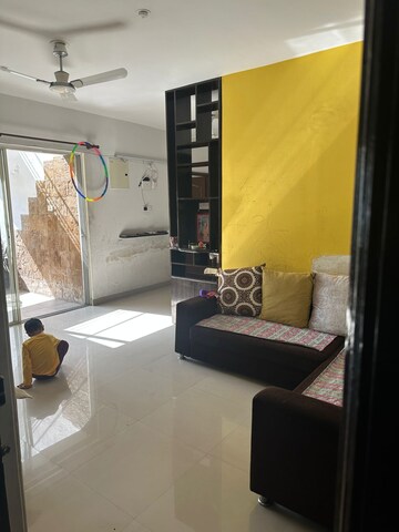 Master Bedroom in 3 BHK Apartment at 33 Keshavkunj, Mundhwa – for Rent