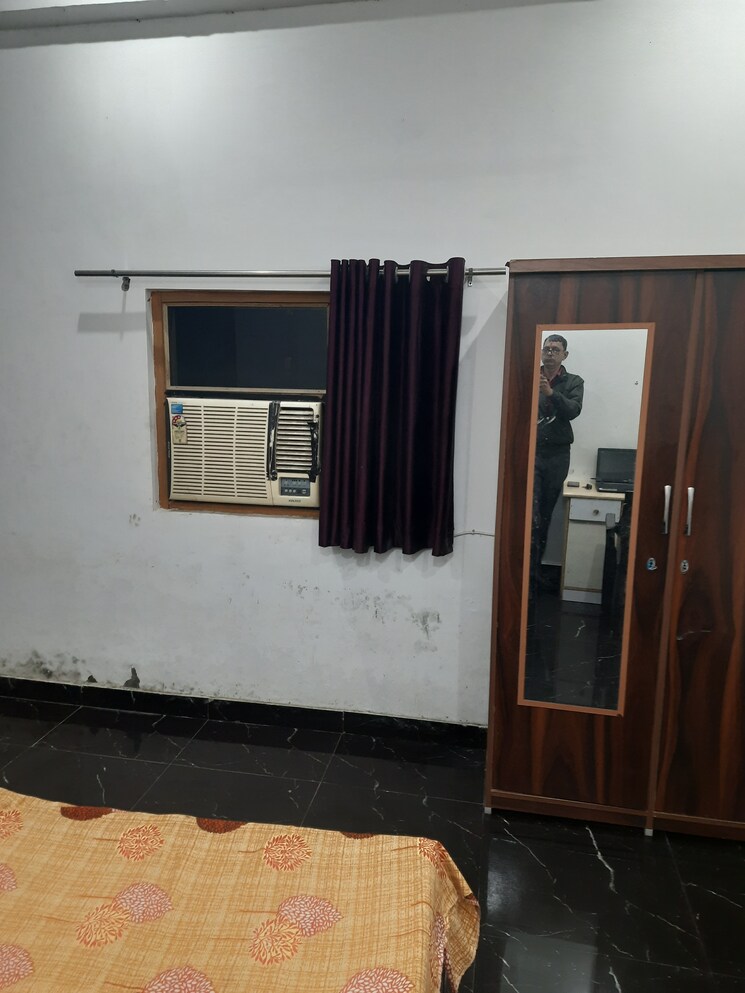 Exterior View, sector 122 Pg For Boys & Girls In Sector 122 9579117