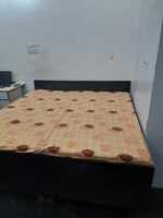 200 Sq.Ft. Pg in Lalit Pg 