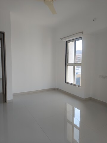 Room in 2 BHK Apartment at Ambrosia Alley, Hadapsar – for Rent