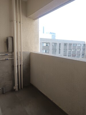 Room in 2 BHK Apartment at Ambrosia Alley, Hadapsar – for Rent