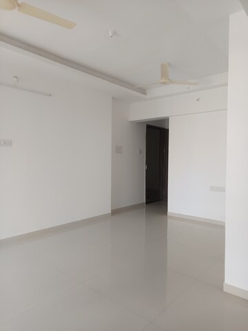 Room in 2 BHK Apartment at Ambrosia Alley, Hadapsar – for Rent