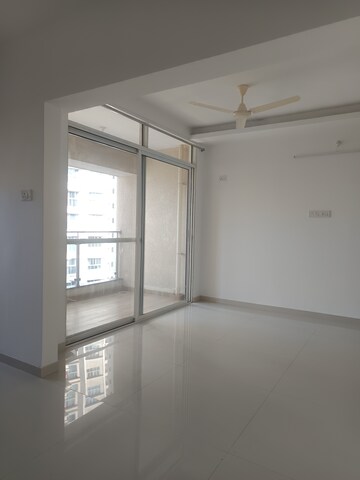 Room in 2 BHK Apartment at Ambrosia Alley, Hadapsar – for Rent