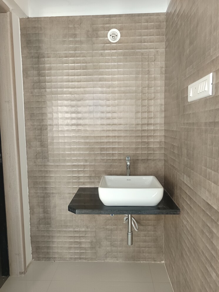 Bathroom, ambrosia-alley 2 Bedroom 790 Sq.Ft. Apartment In Hadapsar Pune 9579132
