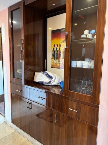 Furnished Amenities in 3 BHK Apartment at M3M Atrium, Sector 57 – for Rent