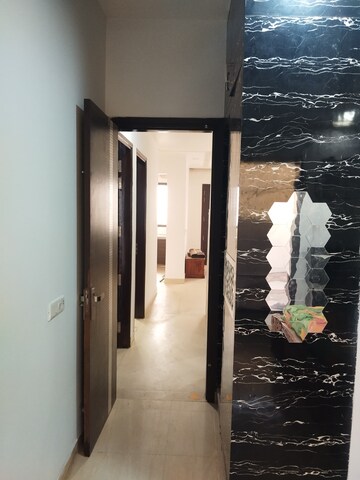 Building Lobby in 3 BHK Apartment at M3M Atrium, Sector 57 – for Rent