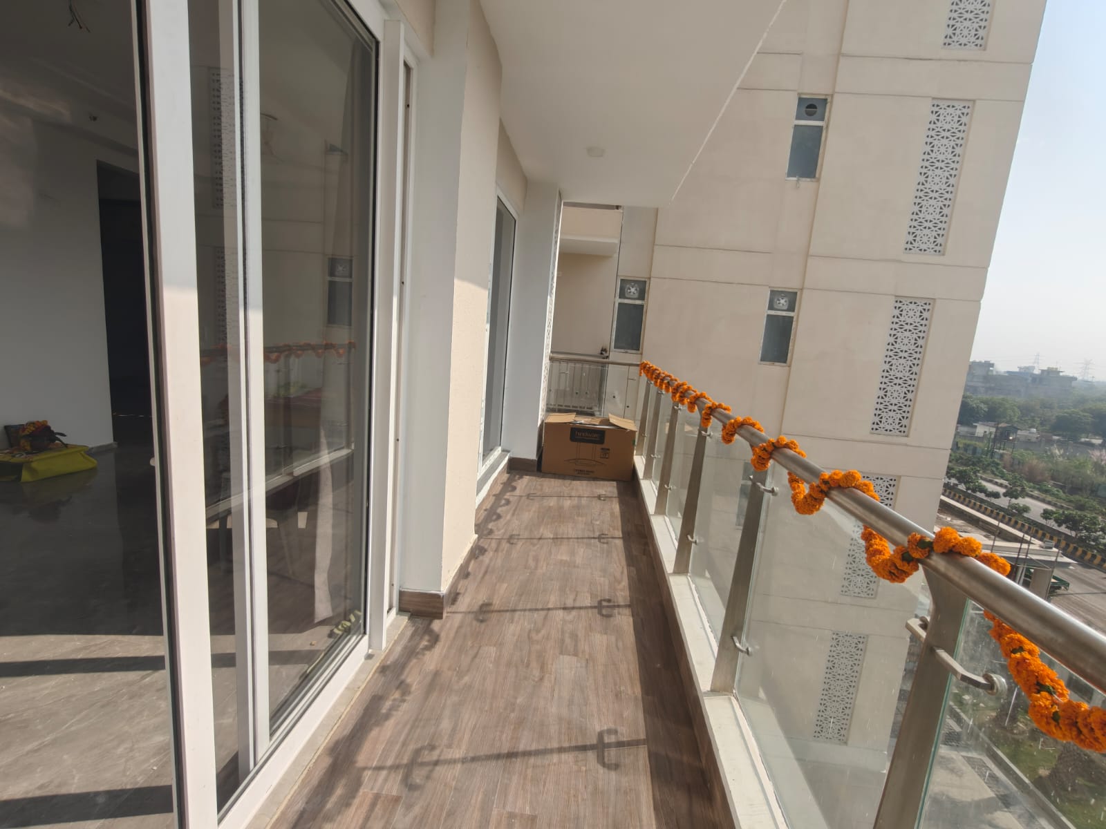 2 BHK + Extra Room 804 Sq.Ft. Apartment in Ace Starlit