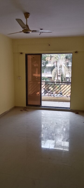 Room in 1 BHK Apartment at Kalyan West – for Sale