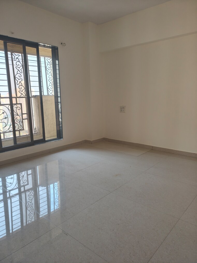 Room, cosmos-jewels-solitaire 3 Bedroom 960 Sq.Ft. Apartment In Ghodbunder Road Thane 9579173